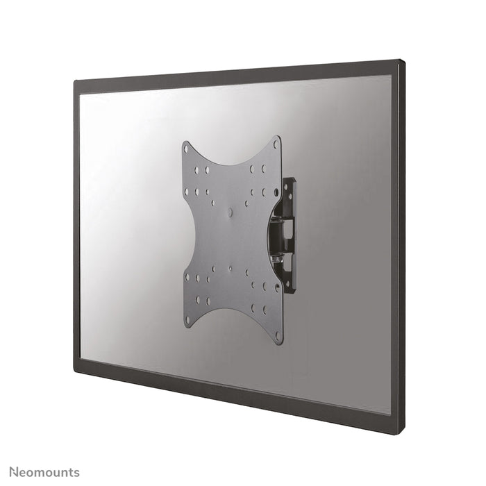 FPMA-W115BLACK ist eine neig- und schwenkbare Wandhalterung für Flachbildschirme bis zu 40 Zoll (102 cm).